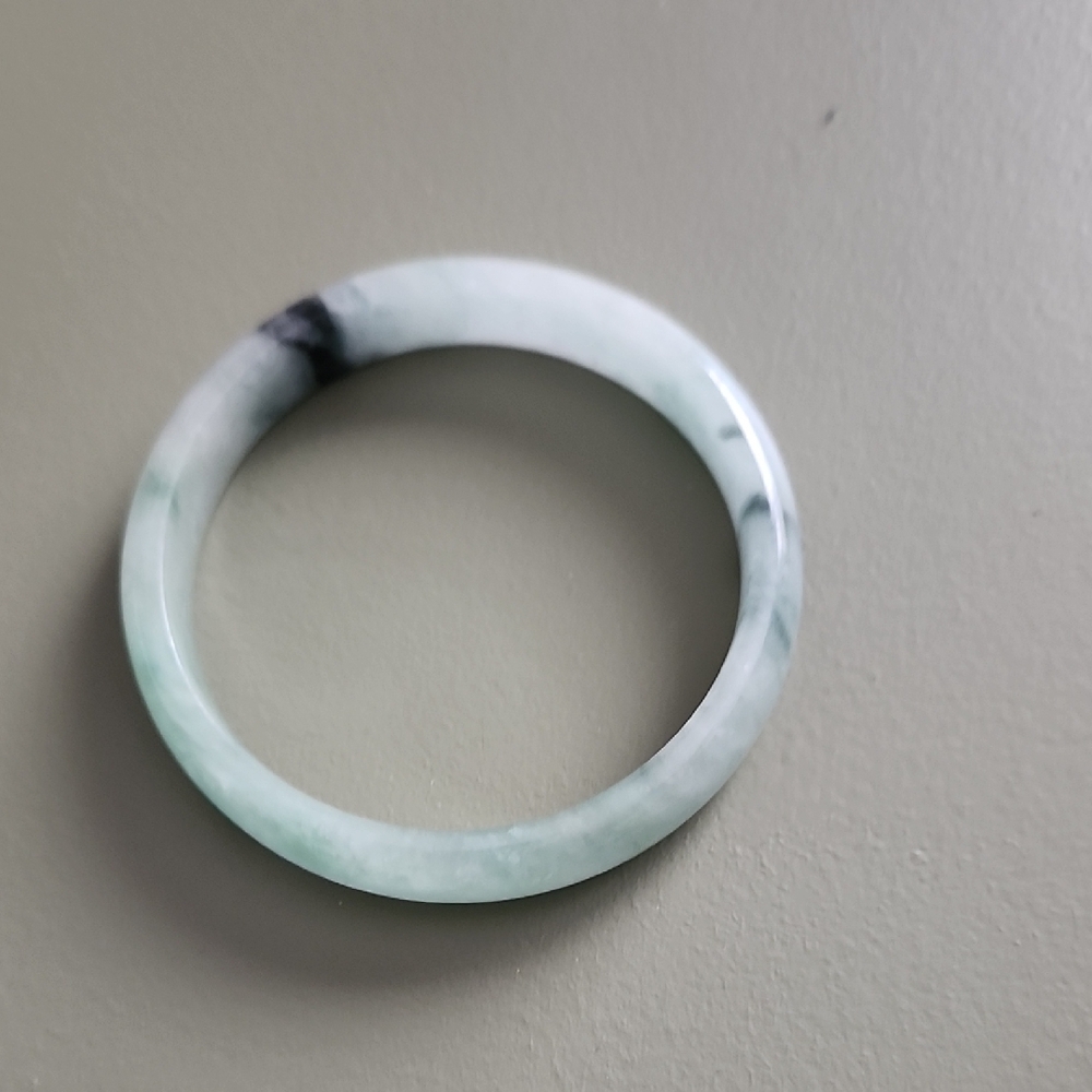 Green Jade Bracelet with Smooth Finish